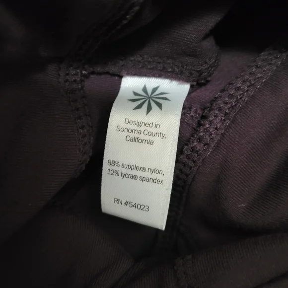 Athleta High Waisted Metro Leggings W/ Front & Back Pockets Plum Size XS - Picture 10 of 16